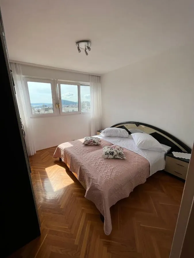 Apartmán Sunny Corner Split
